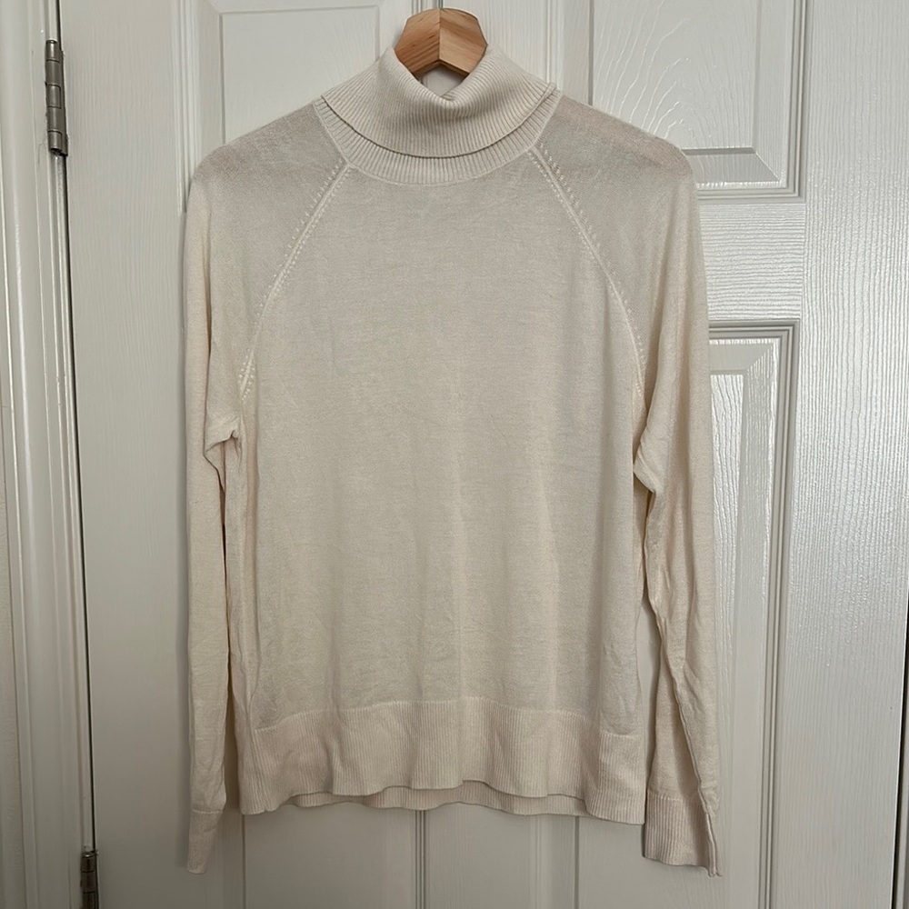 Women's Cream Turtleneck Sweater